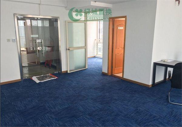 客厅
