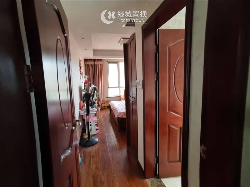 房间