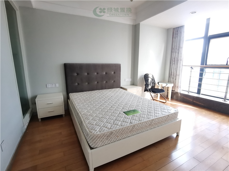 房间