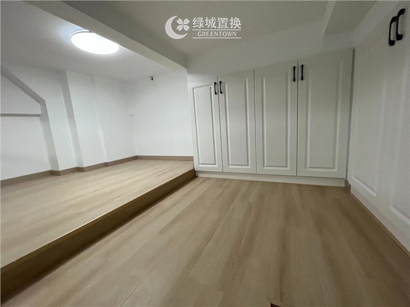 房间