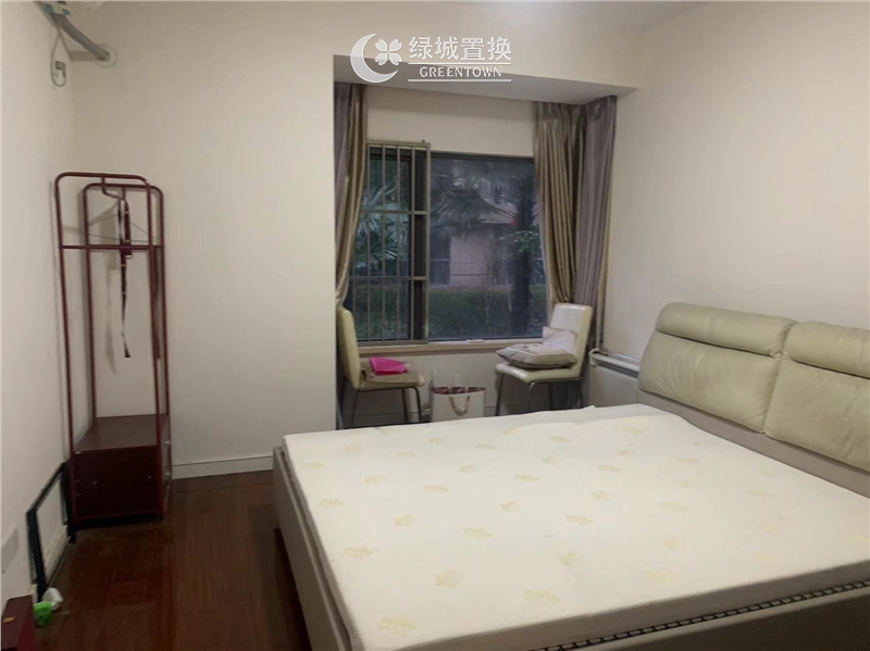 房间