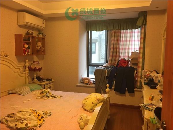房间