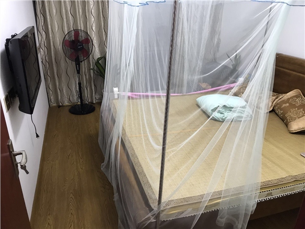 房间