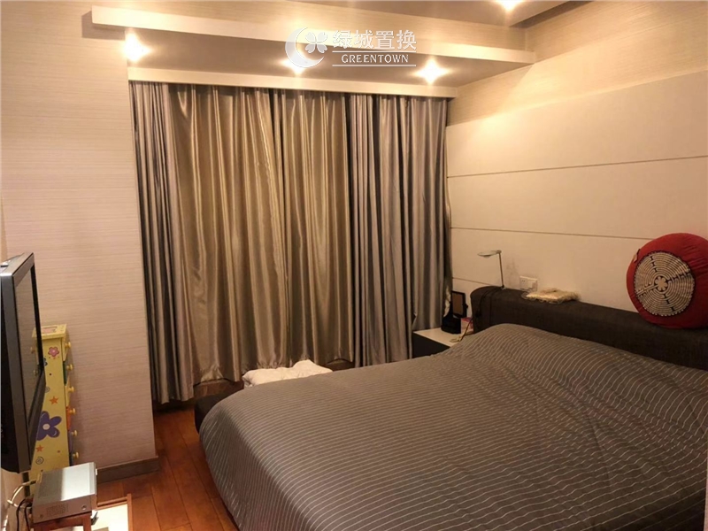 房间