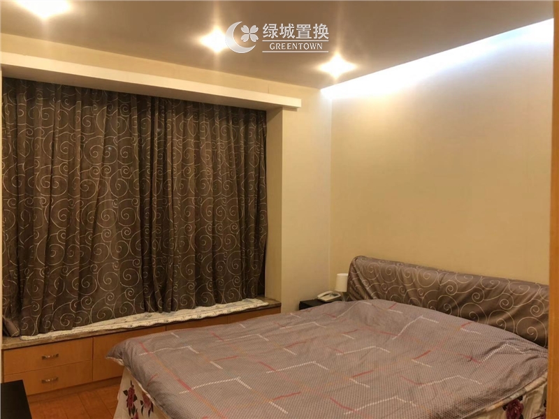 房间