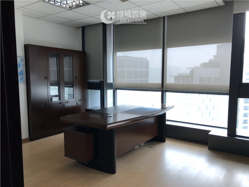 房间
