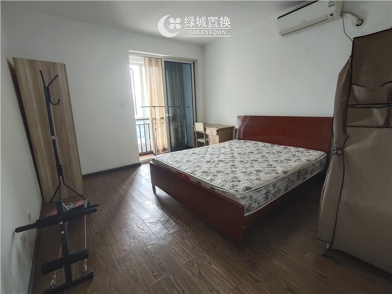 房间
