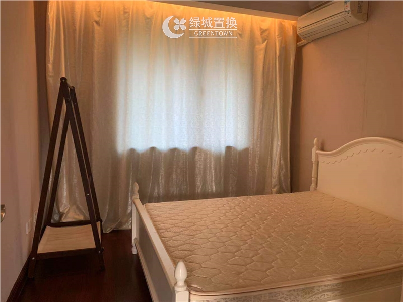 房间