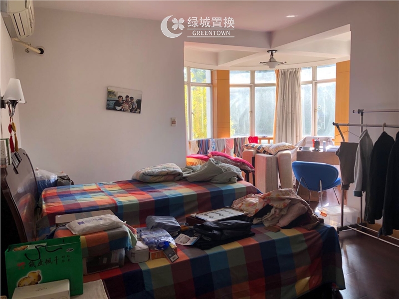 房间