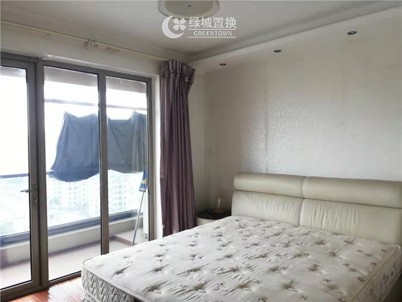 房间