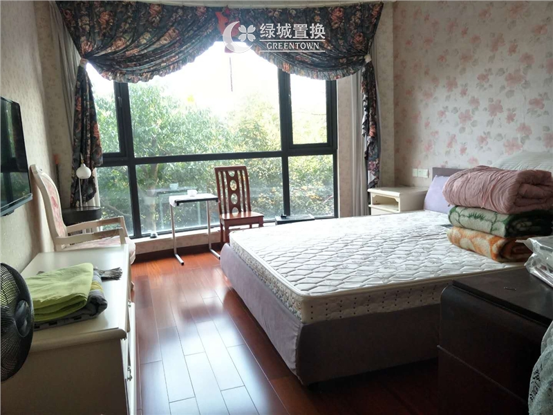房间