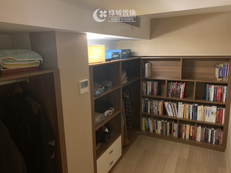 房间