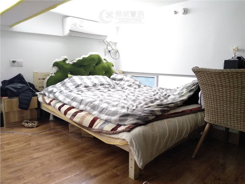 房间