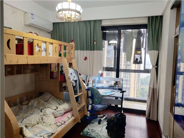 房间