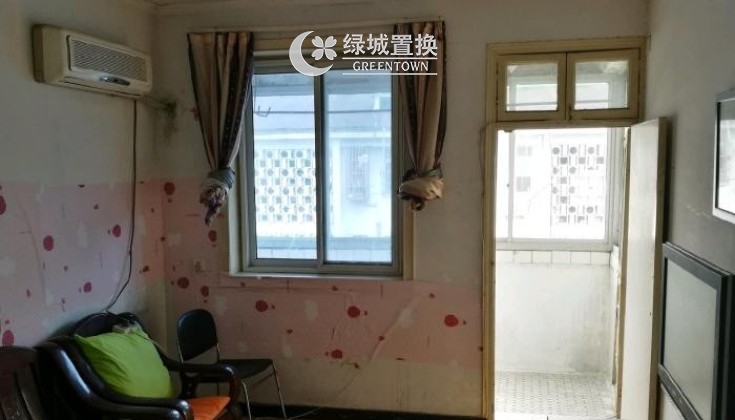 房间