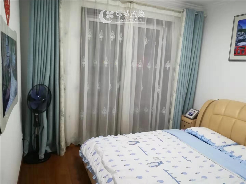 房间