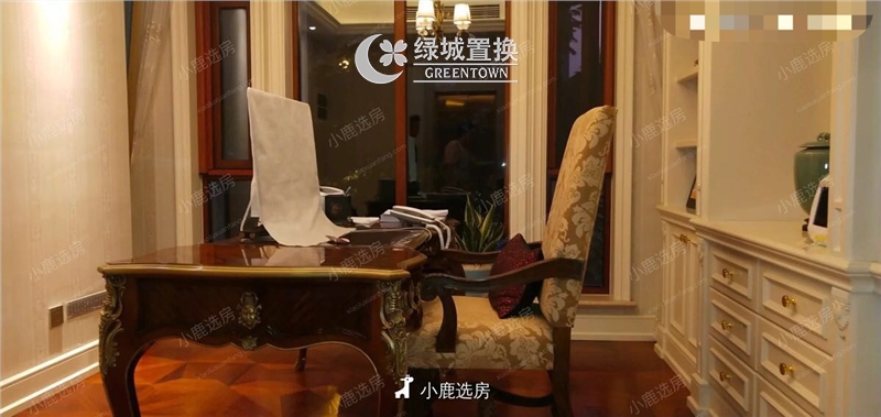 房间