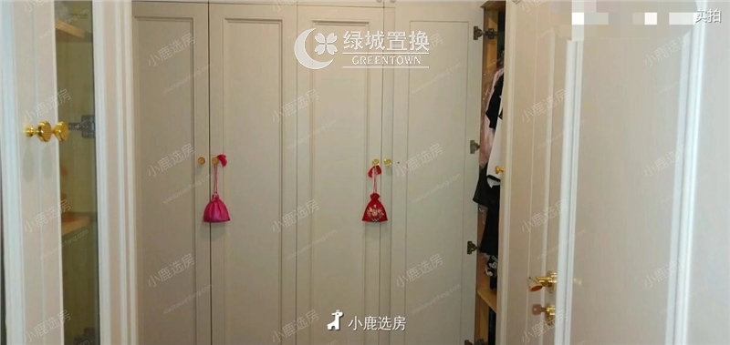 房间
