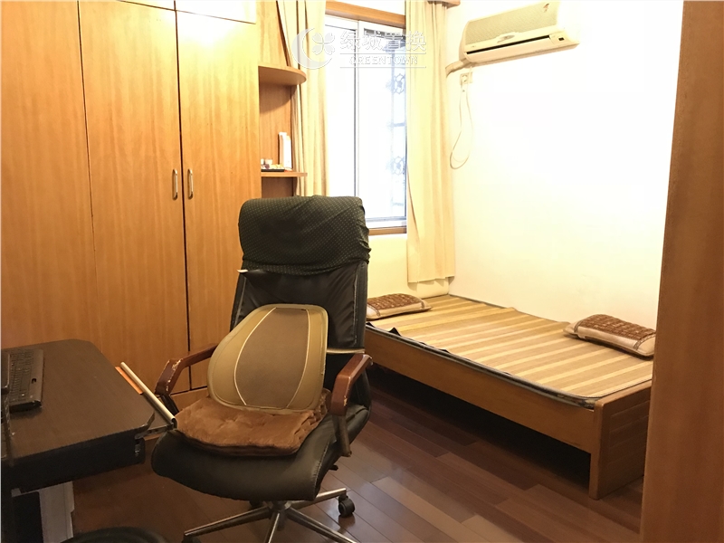 房间