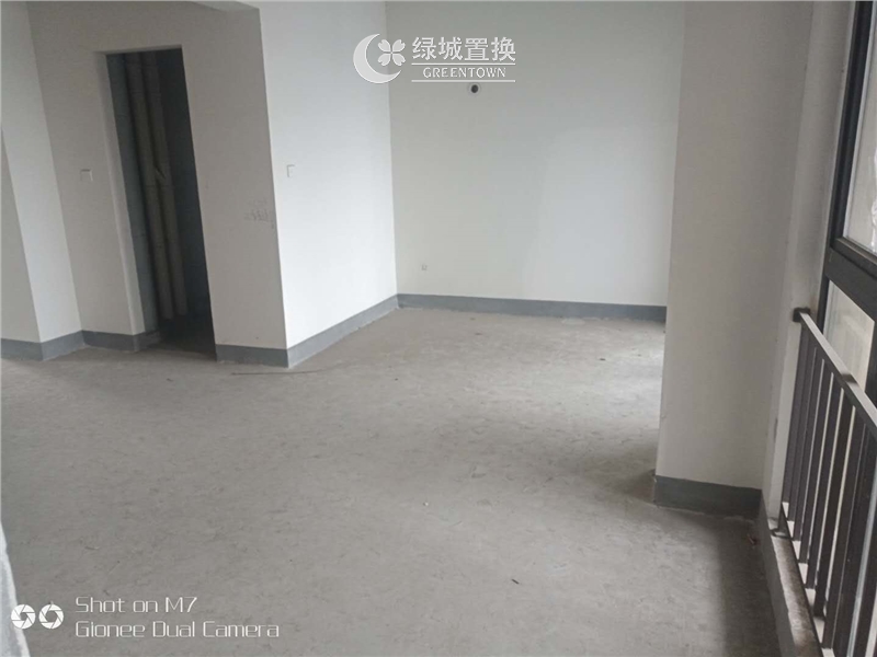 房间