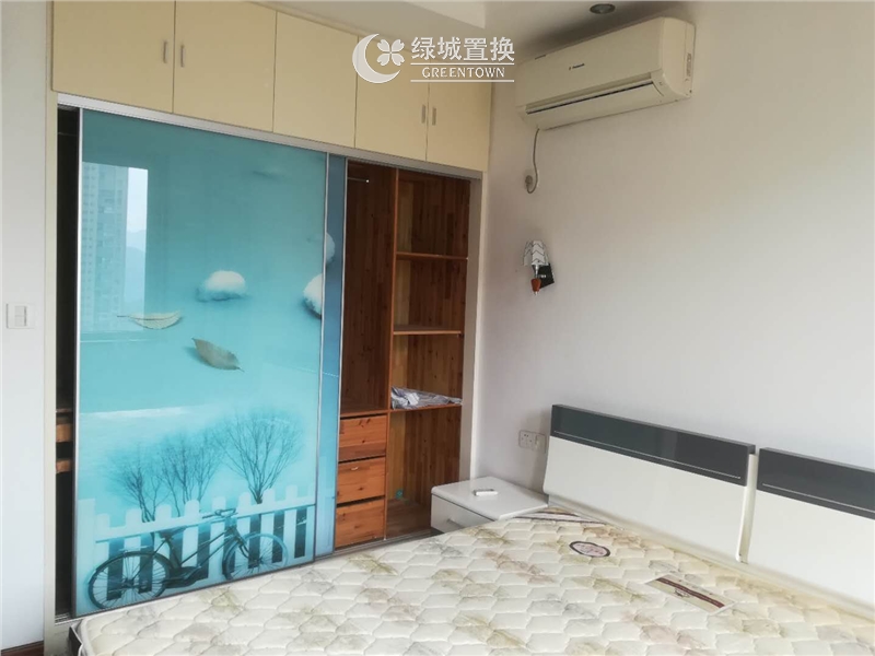 房间