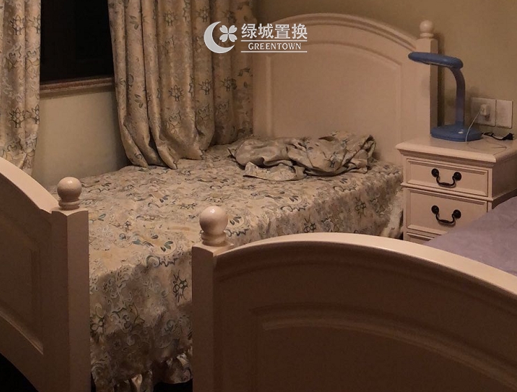 房间