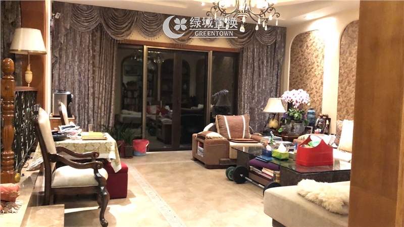 客厅