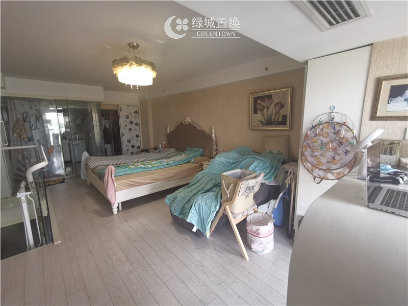 房间