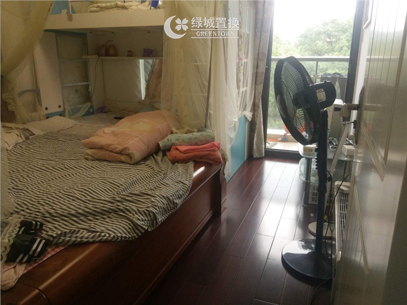 房间