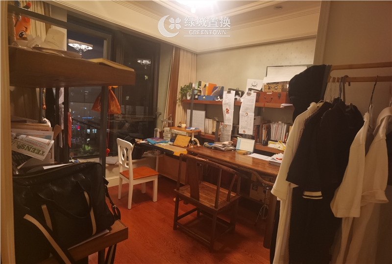 房间
