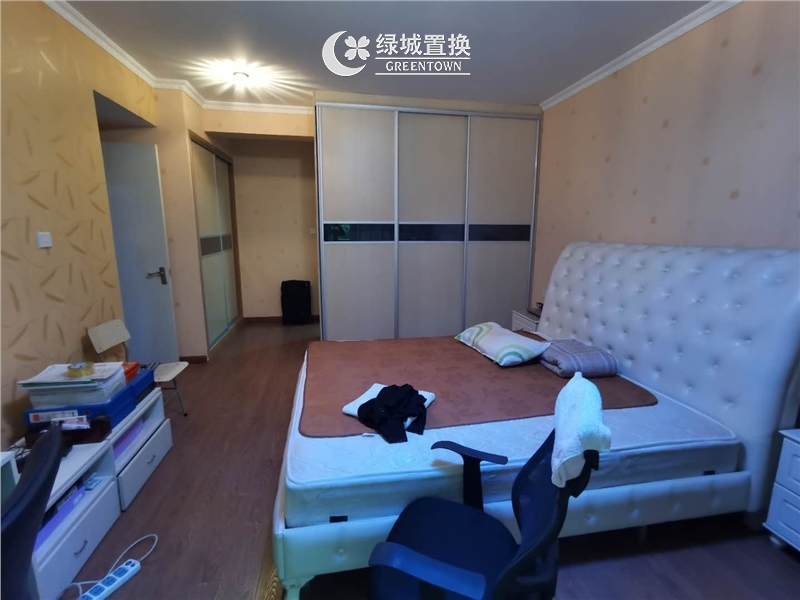 房间