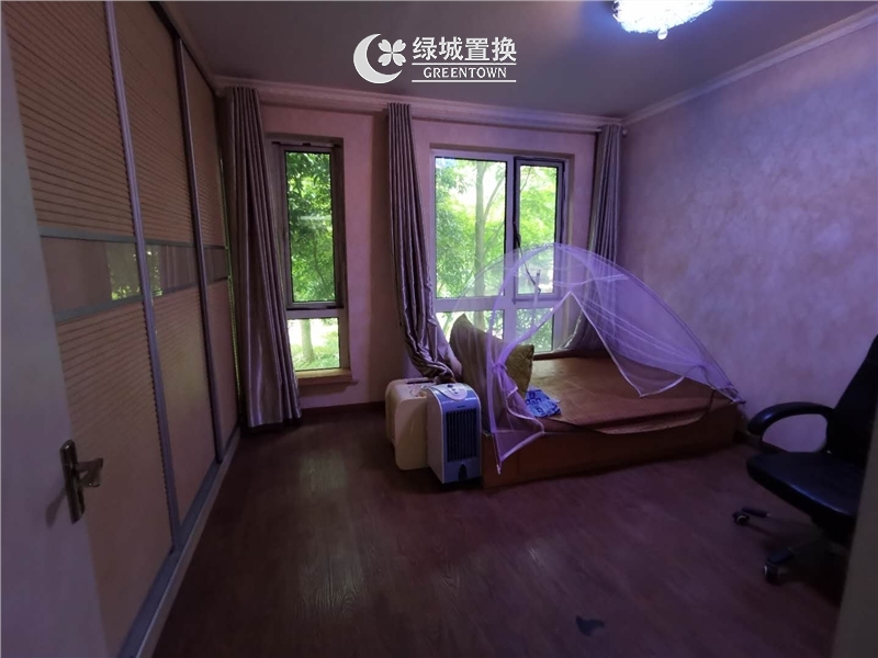 房间