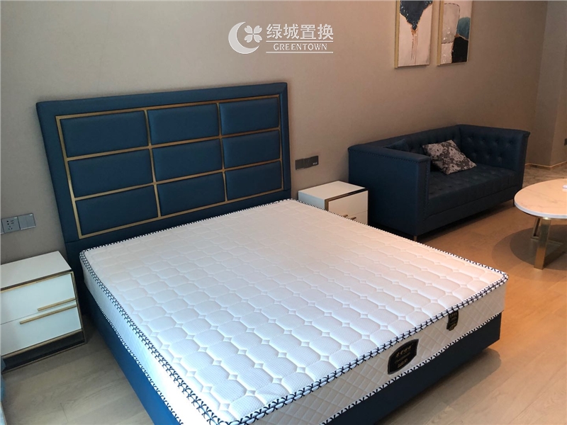 房间