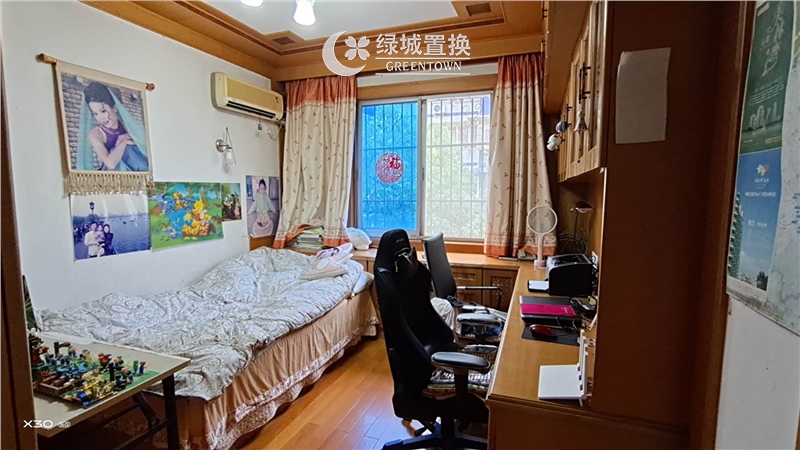 房间