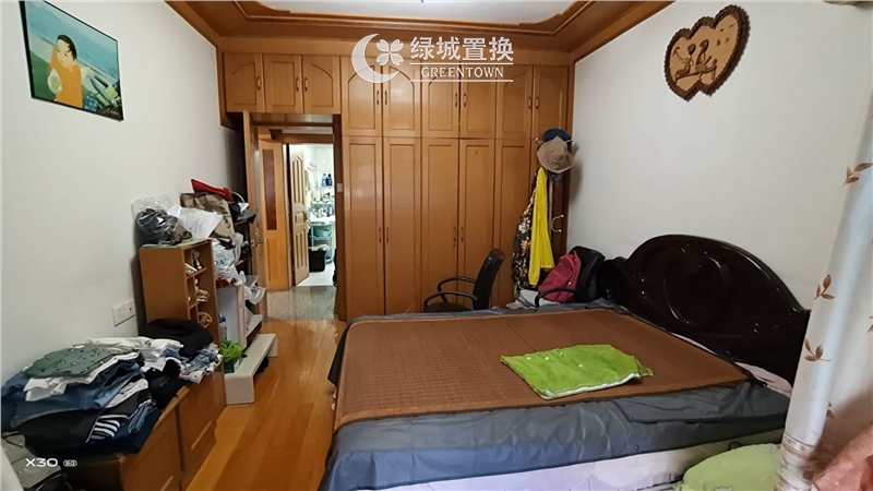 房间