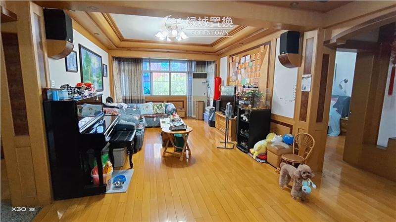 客厅