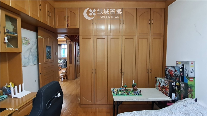 房间