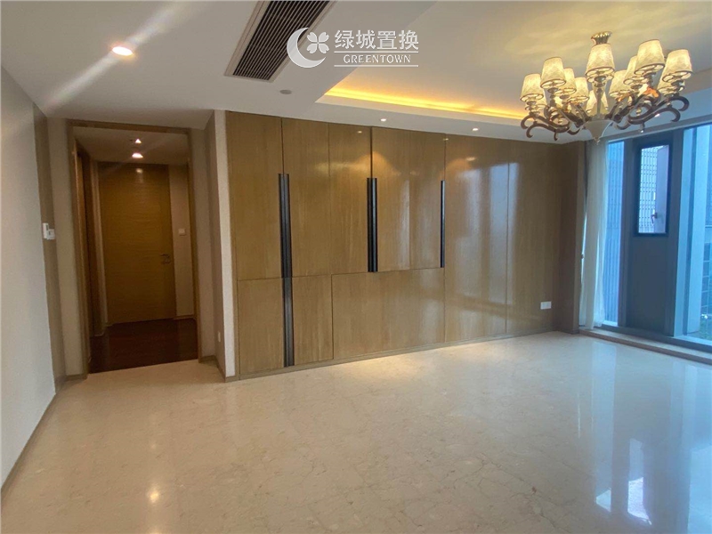 房间