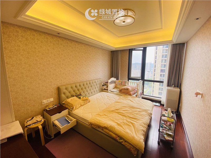 房间