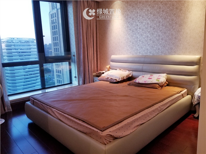房间