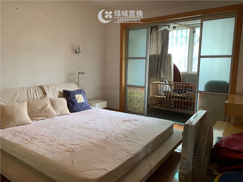 房间