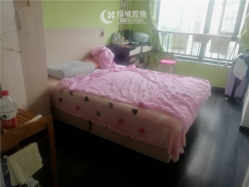 房间