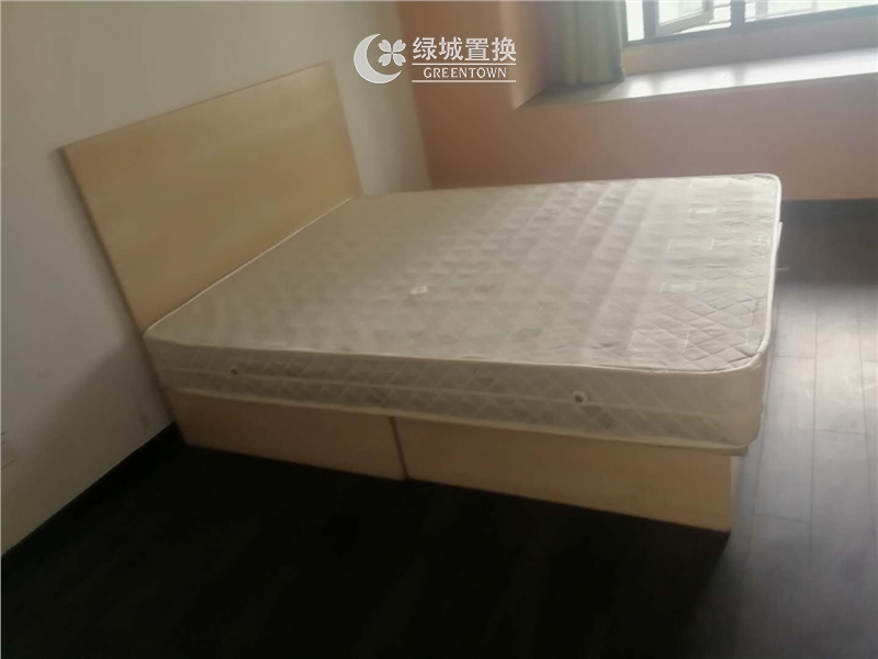 房间