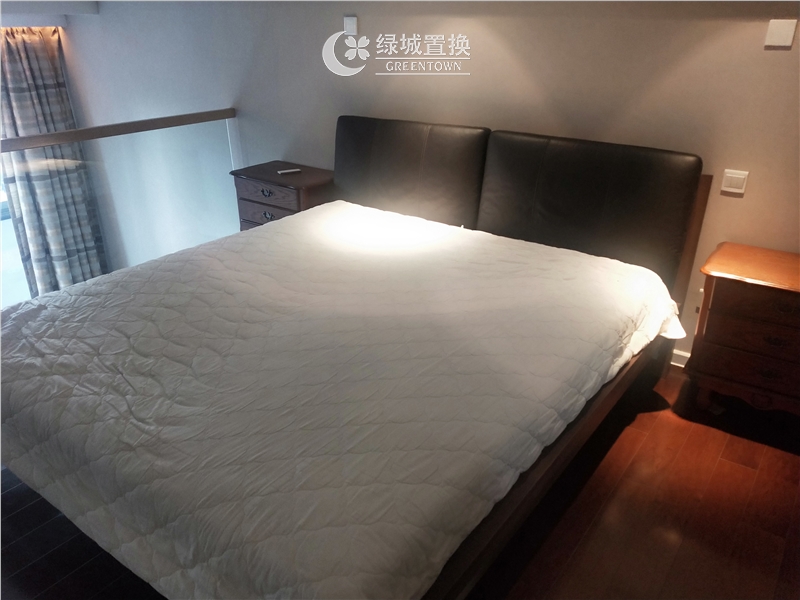 房间
