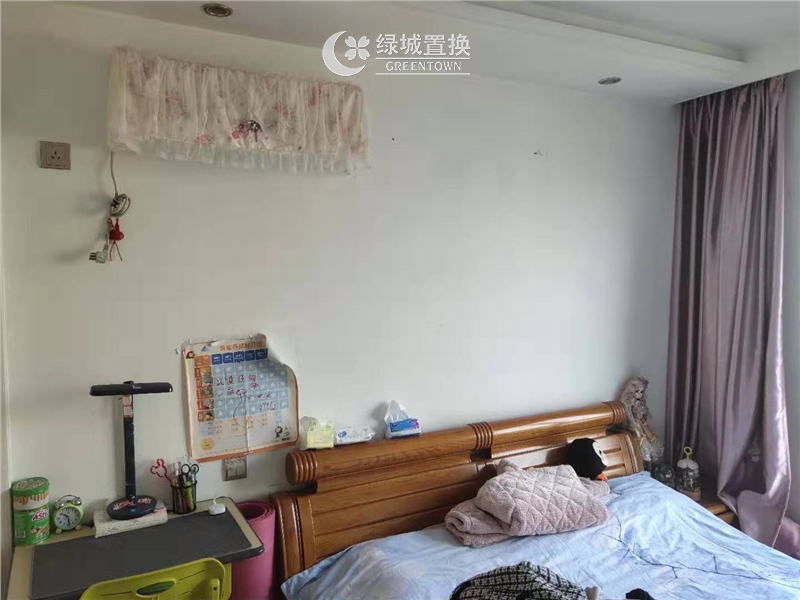房间