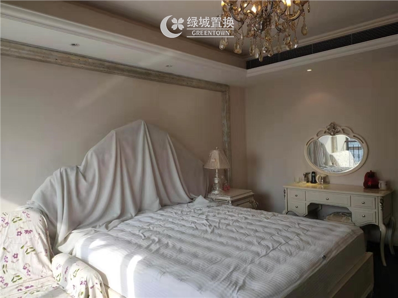 房间
