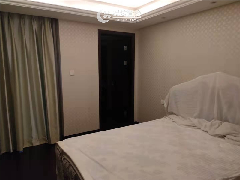 房间