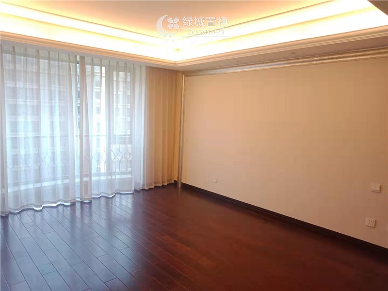 房间