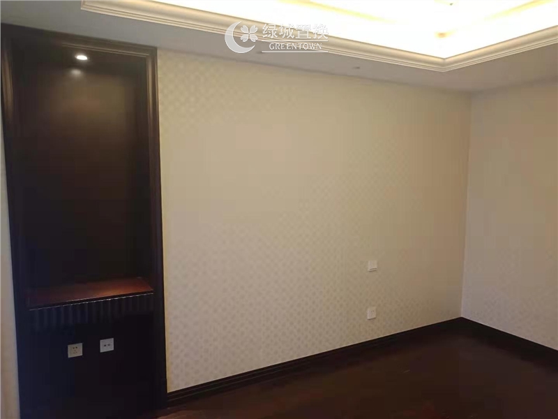 房间
