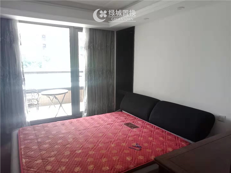 房间